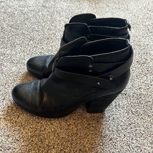 Rag & Bone black booties 37.5 Harrow